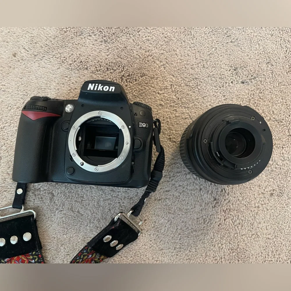 Nikon D90